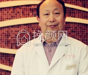 武汉亚太整形美容医院李健宁颅面裂畸形修复*